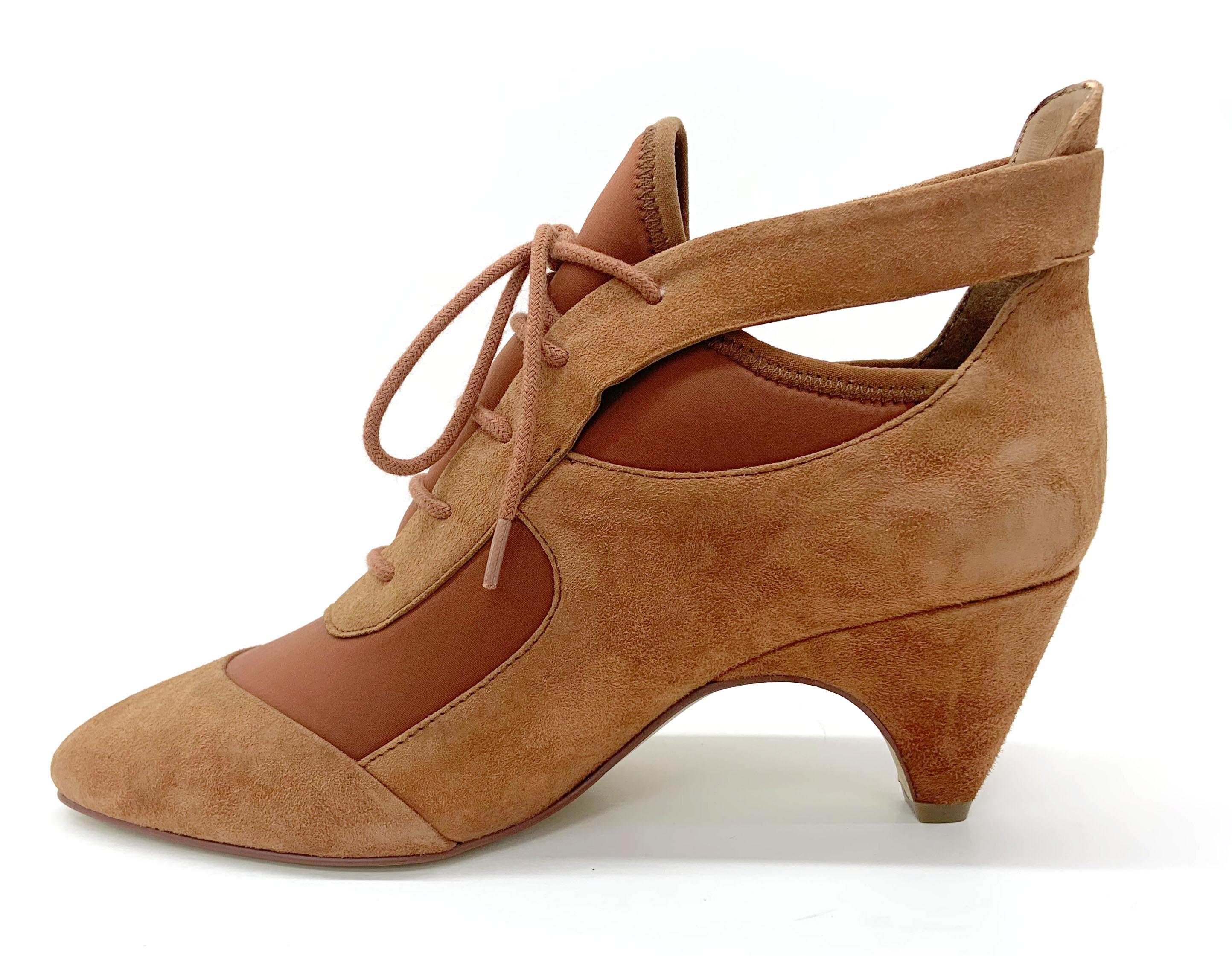 Leather Synthetic Womens Footwears , Brown Chelsea Boots Flat Heel