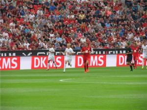 China High Brightness Stadium LED Screens , P10 1R1G1B Outdoor Football LED Display factory