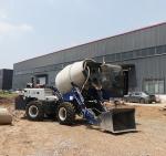Self Loading Concrete Truck Moto Mixer XDEM 2.4m3 6000 Kg