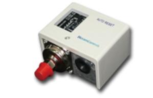 China White Pneumatic Vibrator Single Pressure Switch Manual / Auto Reset factory