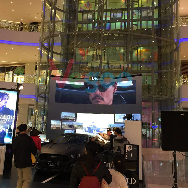 Commercial Advertising P2.976 Full Color HD LED Display 9500K - 11500K