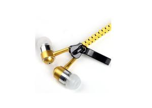 China Corded Custom Made In Ear Buds Noise Reduction Custom Printing Logo factory