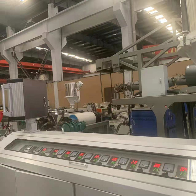 LDPE HDPE Material Plastic Pipe Extruding Machine 150kg/H