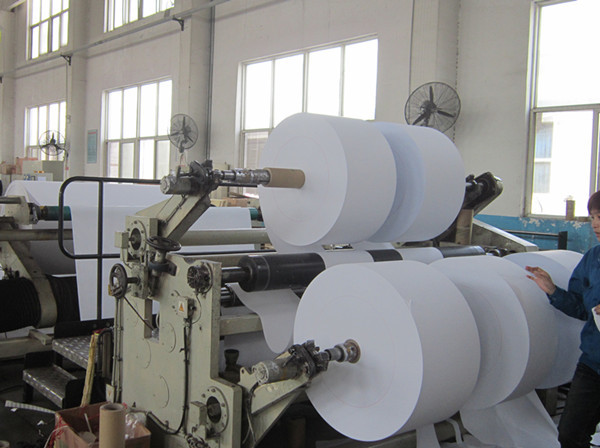 China TOP Grade Black Image Maximium Smoothness Thermal Paper Jumbo Roll factory