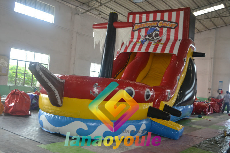 Water Proof EN71 8.3*4*5.6m Inflatable Play Park With Slide