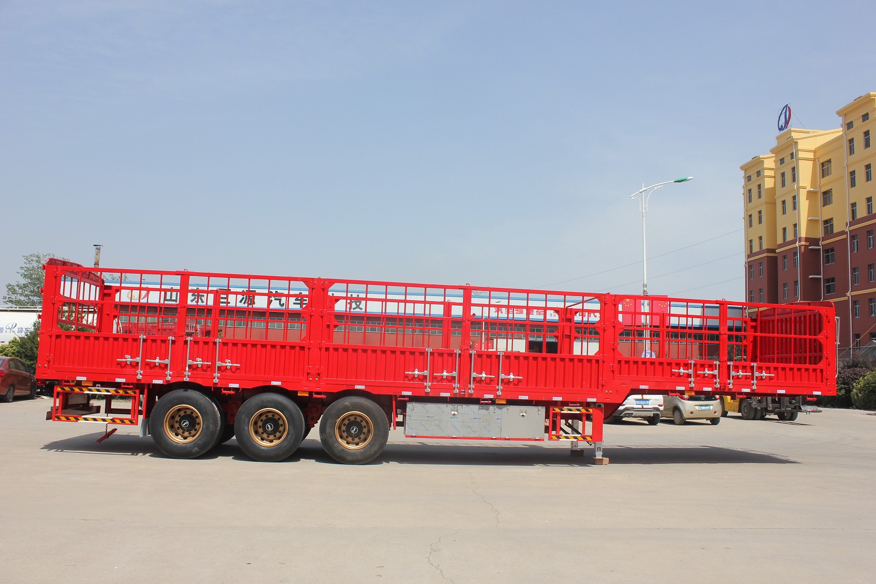 3 Axls 50-80 Tons Fence Cargo Semi Truck Trailers with T700/Q345 Steel Main Beam