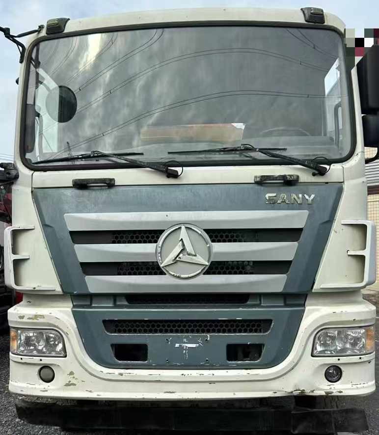 2020 Small Concrete Mixer 30 Meters Two Axle Convenient And Practical Truck-Mounted Concrete Pump