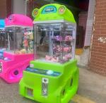 Guangzhou factory children coin operate tank doll games mini crane claw machines
