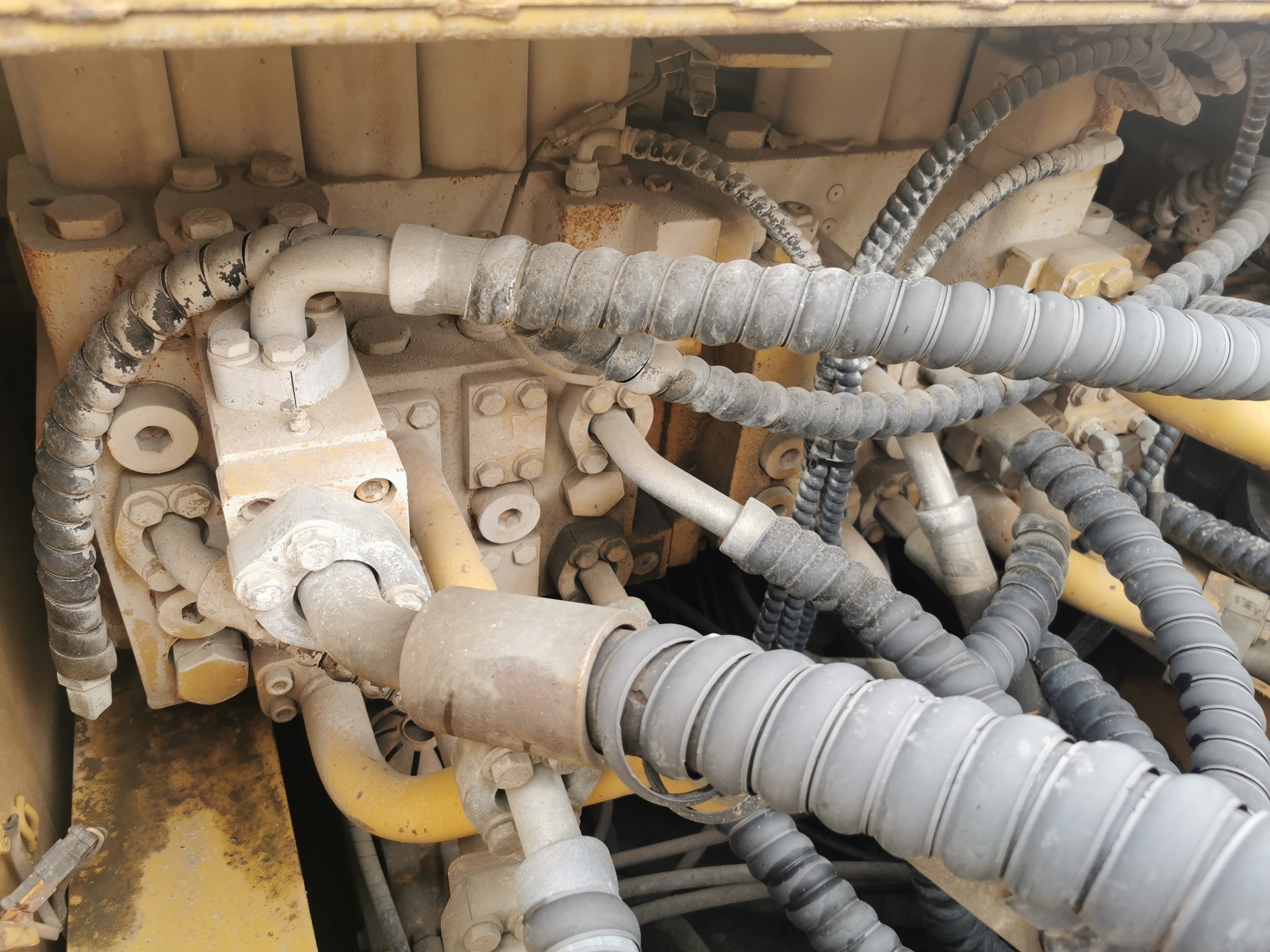 Japan Used CAT 349EL 349D 340 336D2L 336D Excavator with 1200 Working Hours