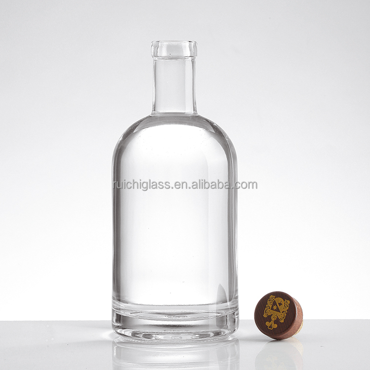 Customized 500ml Cylinder Shape Tequila Wine Bottle For Home Bar Upgrades