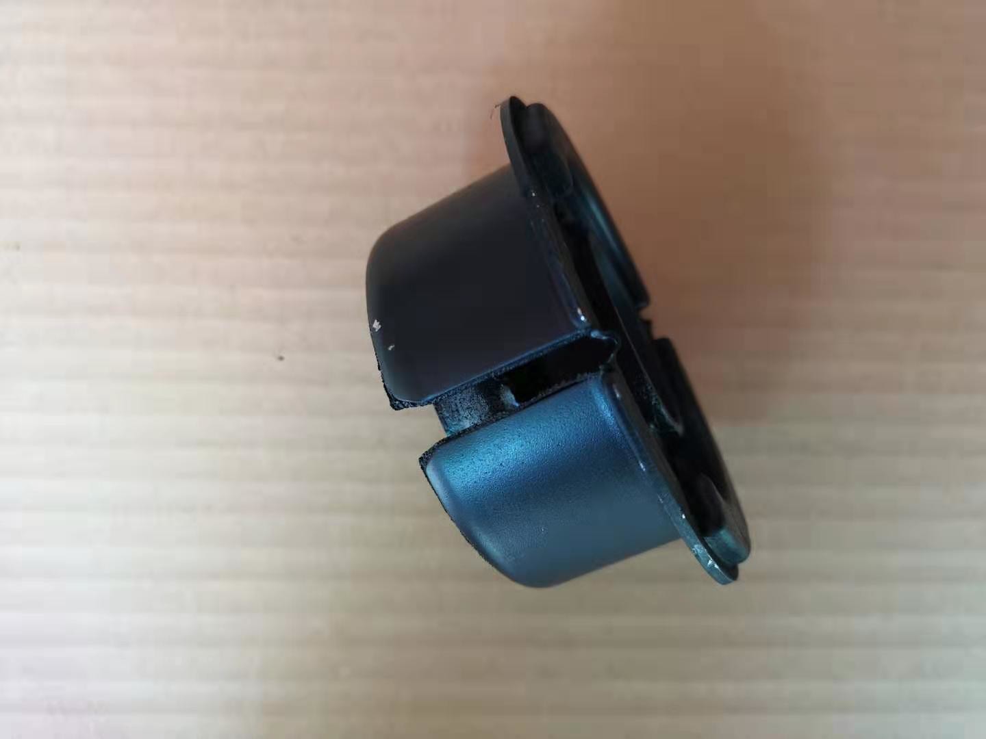 8970333683 ISUZU NPR Parts Cabin Mounting Rubber Cushion In Two Side Of Torsion Bar Round Black