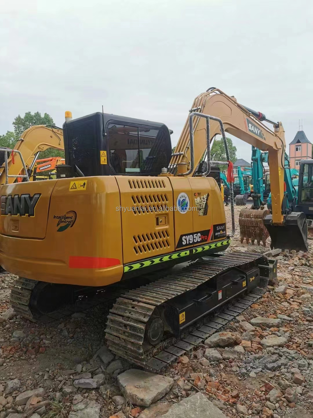 Affordable Used Sany Excavator SY75C with Low Working Hours and High Work Efficiency