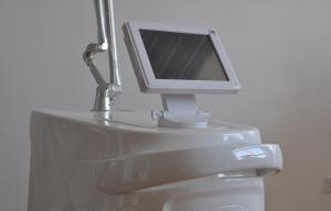 China Medical Q-Switched Nd Yag Laser / Q Switched Ruby Laser 1000W factory