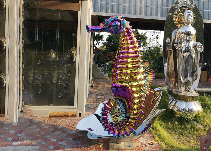 Large Lifelike Seahorse Sculpture Stainless Steel On Shell For Outdoor
