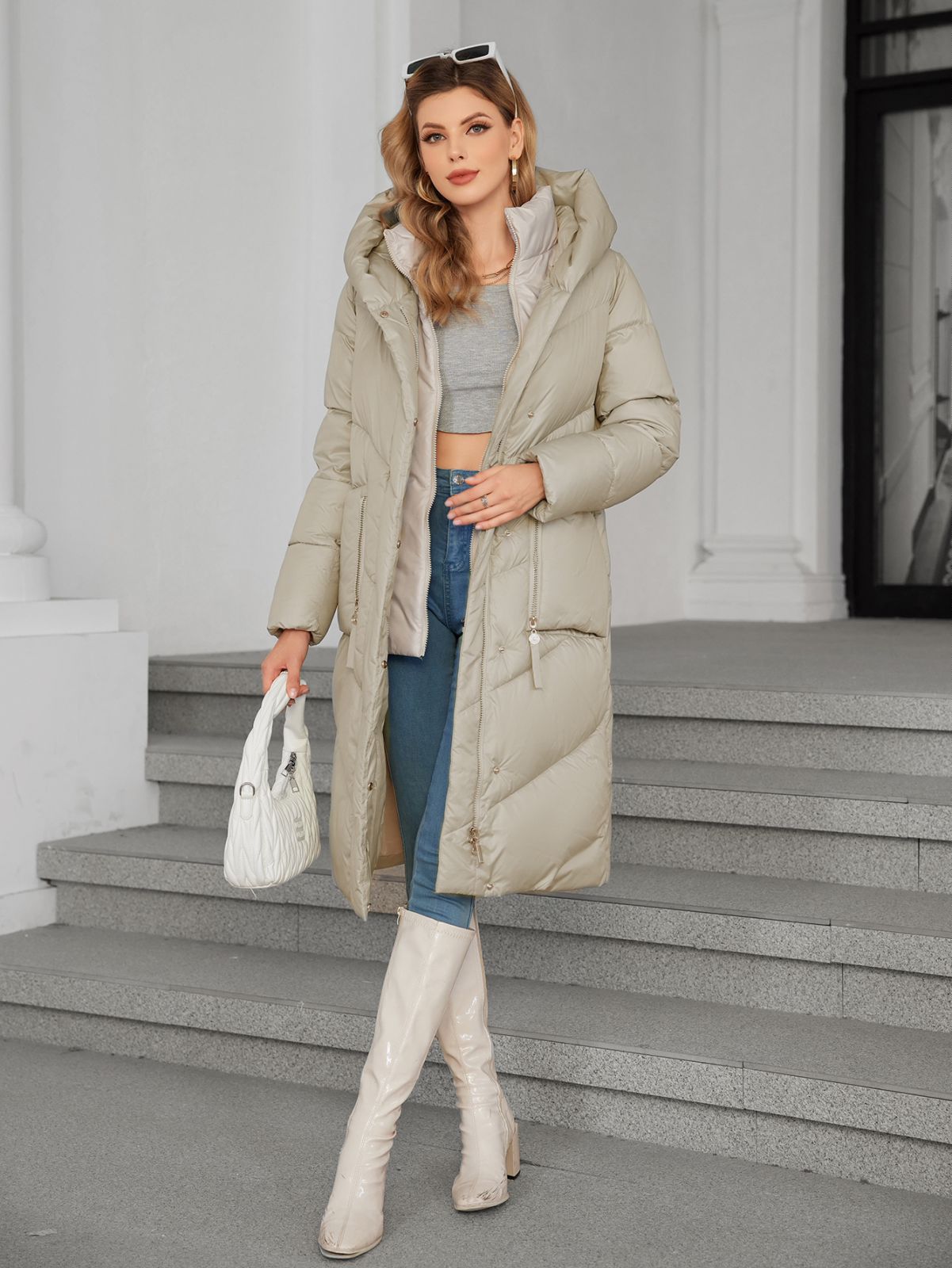 Detachable Lining Fashionable Thickened Down Jacket, down jacket, long women coat，for cold winter, hooked, warmest coat, unique fashion, waterproof, light colour