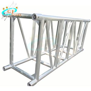 China 520*760mm Aluminum Spigot Truss Updated Show Led TV Stage Truss factory