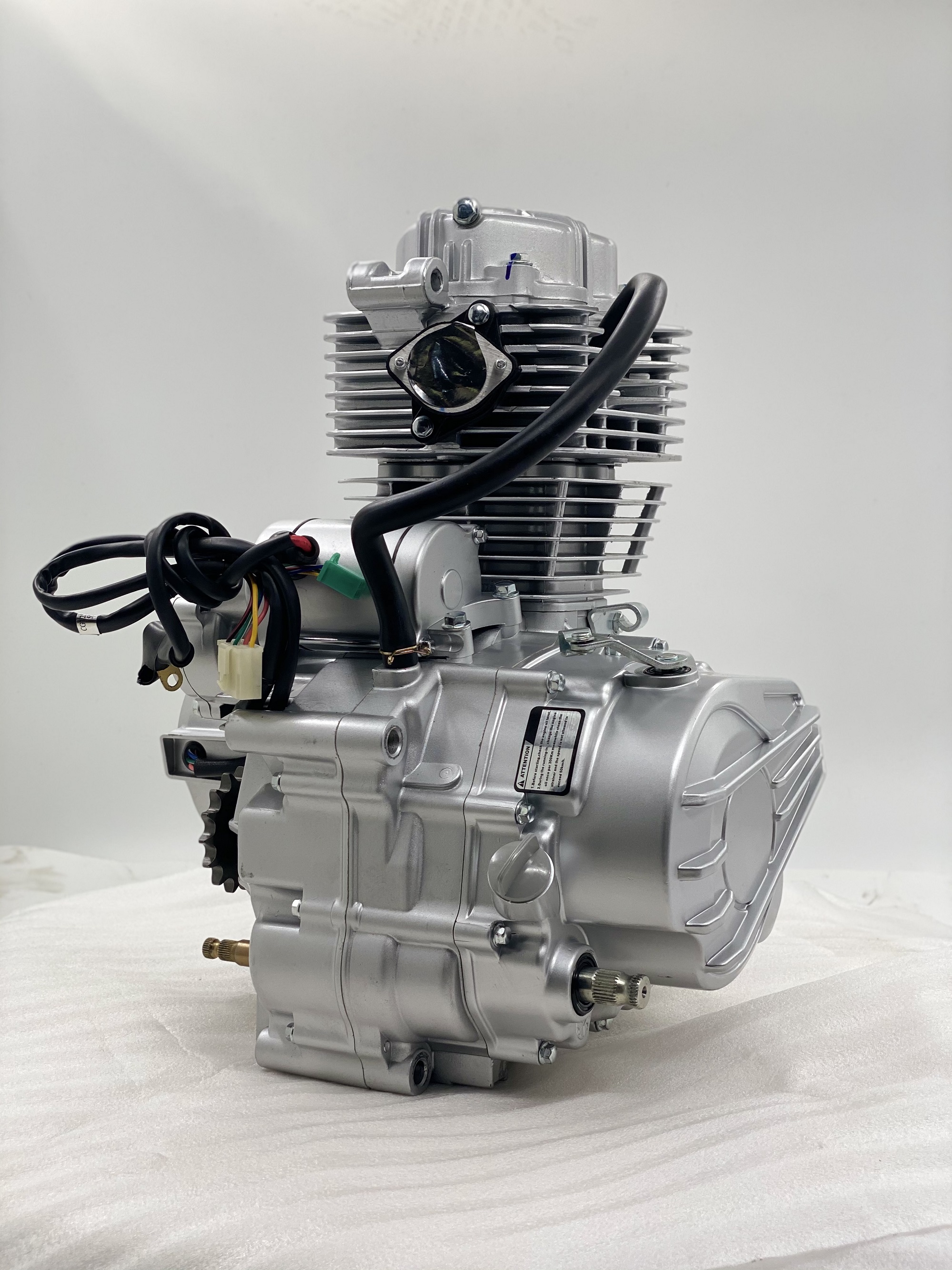 DAYANG Air-cooled CG200 with balance shaft tricycle 3 wheels motorcycle engine system