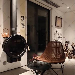 China Carbon Iron Wood Burning Fire Pit Indoor Living Area Wall Hanging Fireplace factory