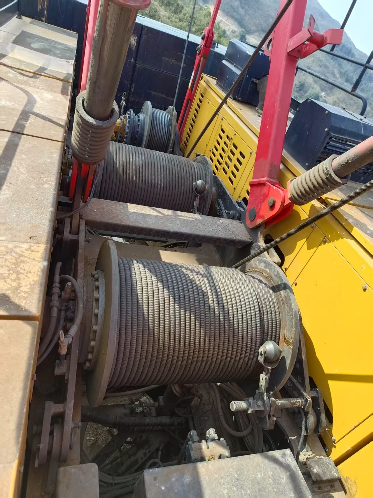 Low Energy Requirements 85 Ton Used 2020 Crawler Crane with Maximum Lifting Height of 39m and ISO9001 Certification