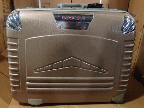 3 Piece Lightweight Hard Shell Suitcase Luggage Set Iron Frame 4 Colors