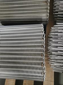 China 316 SS Mesh Chicken Egg Conveyor Belt Systems factory