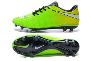 China newest football shoes factory