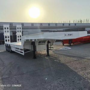 China 1310mm Wheel Base Heavy Duty 3 Axles Gooseneck Lowbed Semi Trailer with Air Suspension factory