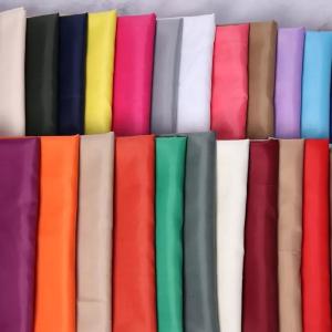 China 150D/144F Nylon Polyester Waterproof Fabric 68x68 Density 58/60 with 4-5 Abrasion Resistance factory