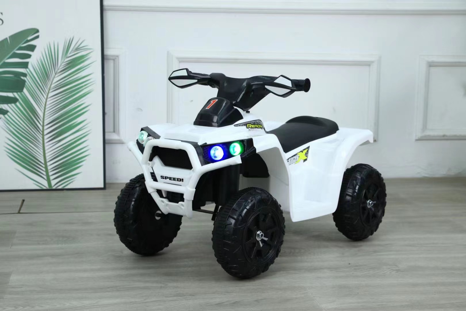 Unisex Plastic Ride On 6V Electric Car Toys with Lighting and Music Model