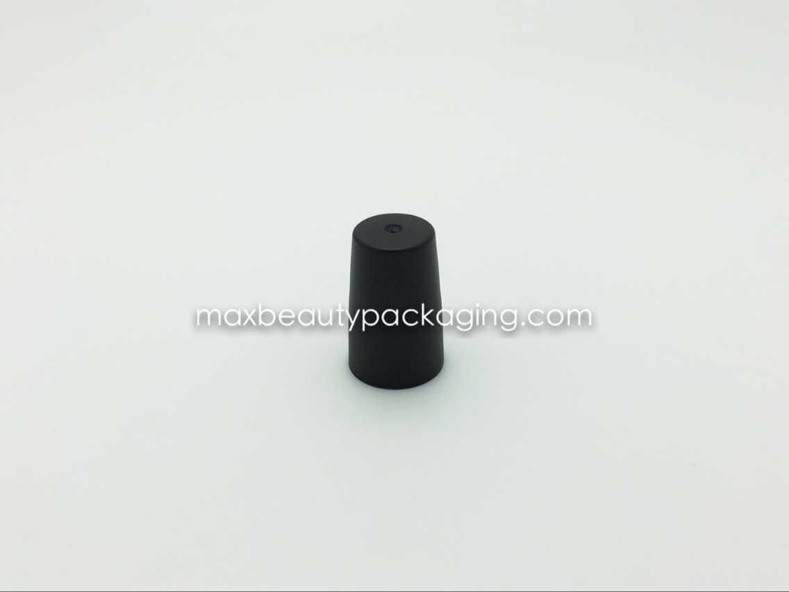 N1044 small matte black injection nail polish cap nail polish packaging uv coating color available plastic cap and brush