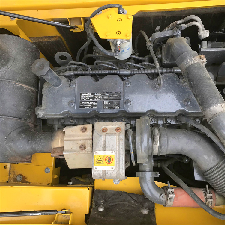 110 KW Good Condition Japan Original 20 Ton Hydraulic Used Komatsu PC200 8 Excavator in Shanghai