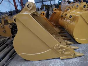 China 13-35T Excavator Standard Bucket For Digging Clay / Loading Sand Gravel factory