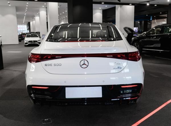 Mercedes EQE 4MATIC Electric Sedan With 96.1 KWh Ternary Lithium Battery And 0