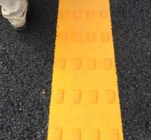 China Battery Driving Vibration Road Line Marking Machine Thermoplastic Noise Line Painting Equipment factory