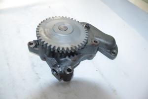 China 6221-53-1100 Komatsu Diesel Excavator 6221-53-1100 Engine Oil Pump SAA6D108 factory