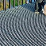 Hot Dip Galvainzed Serrated Or Flat Anti-Skid Press Welded Steel Bar Grating For