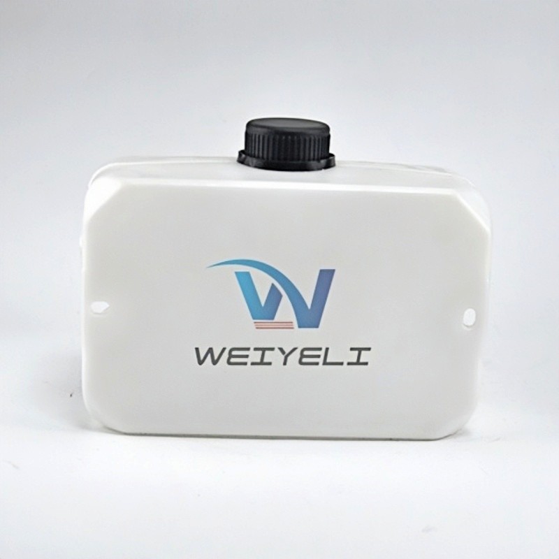 Windshield Wiper Cleaning Fluid Tank Volvo 24V Wiper Spray Bottle VOE 14407682 14629274 14576412 EC200D/210D/120/140