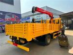 ISUZU NPR KV100 115hp Engine 2 Ton Crane Truck / Truck Mounted Hydraulic Crane