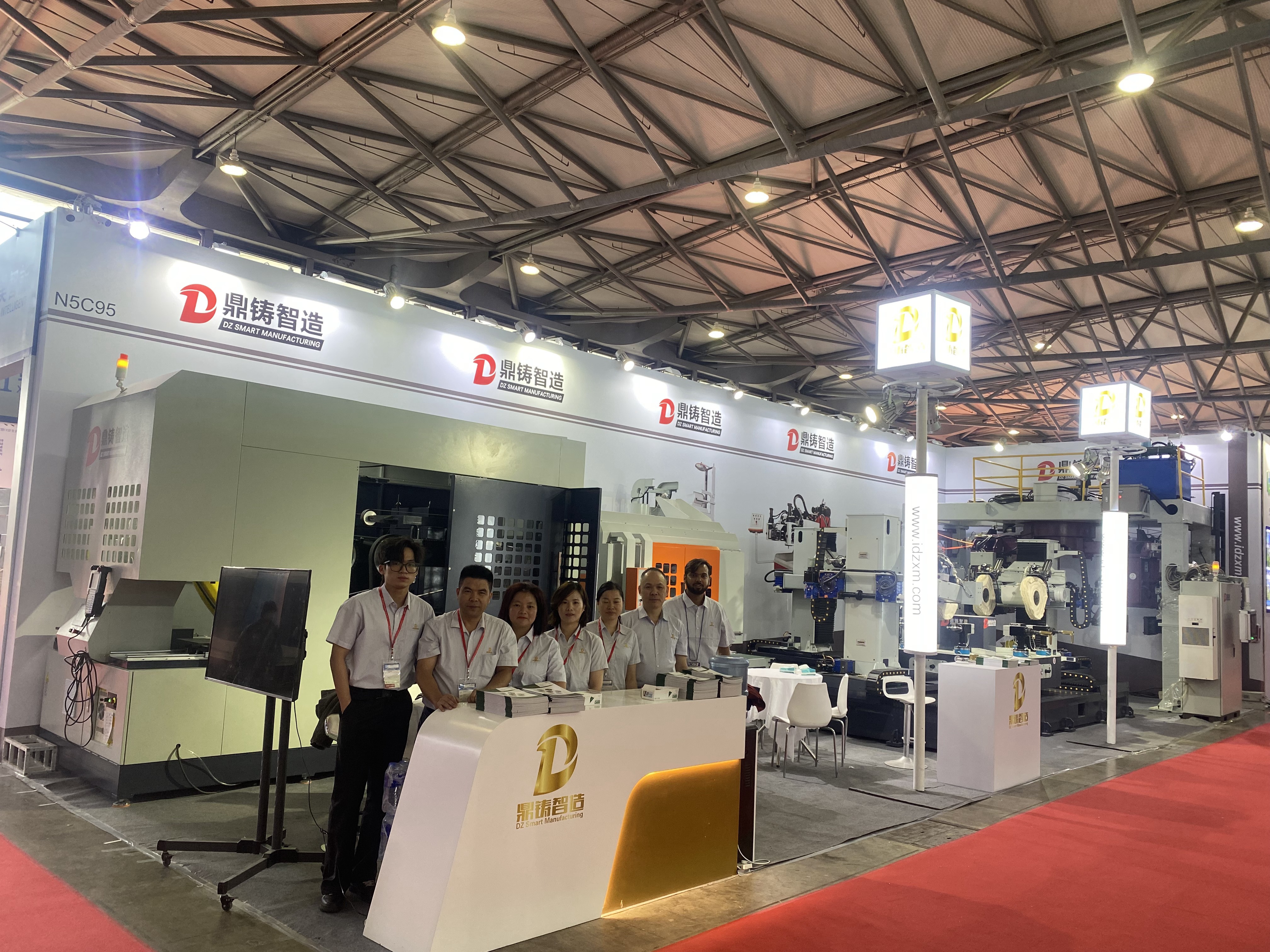 Easy Operate Sand Core Shooting Machine Manual / Semi Automatic / Fully Automatic Type