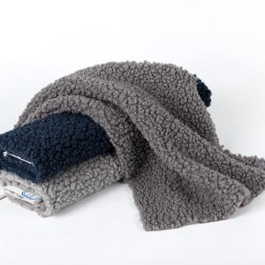China Soft and Cozy 100% Polyester Solid Color Sherpa Fleece Fabric for Fashional Jackets factory