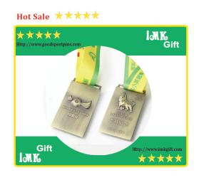 China Sport Badges , Emblem badges in zinc alloy , custom logo design , hang with ribbon factory