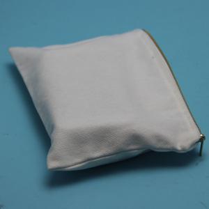 China 23x15cm 8oz Canvas Cotton Make Up Pouch Embossing Logo factory
