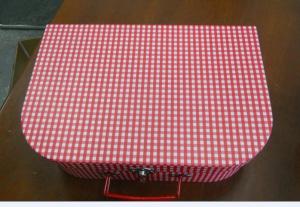China fine pur handmade handle gift box for xmas gift children box gift party gift factory