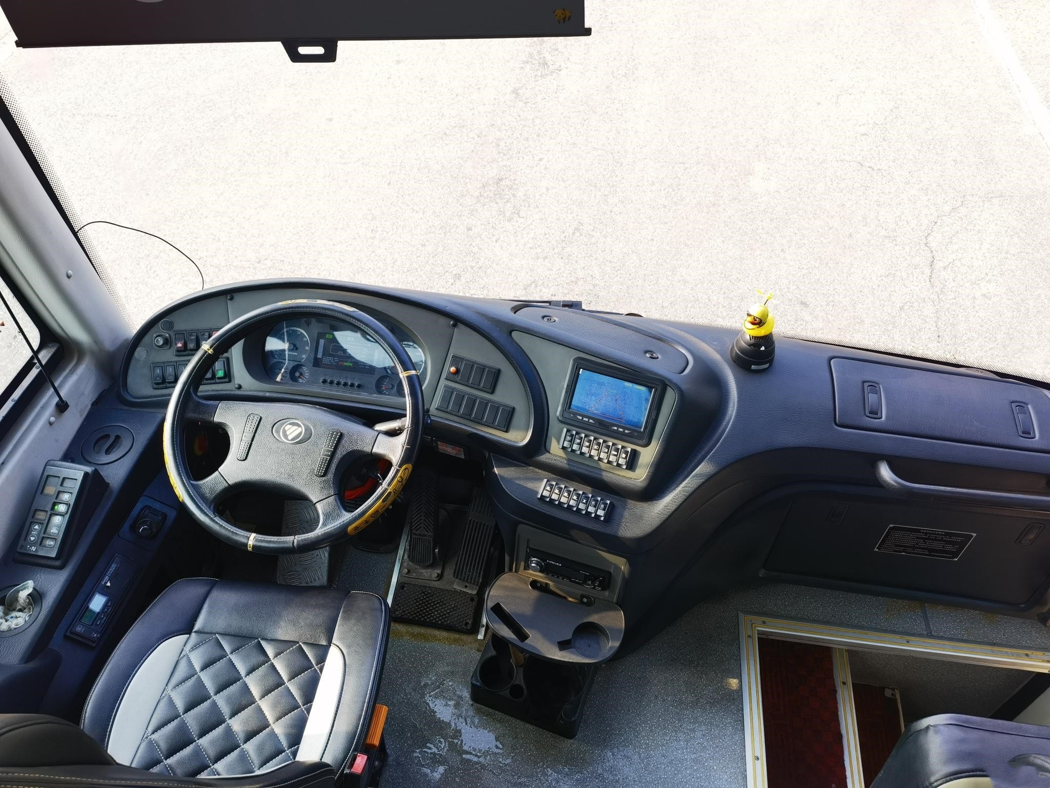 Foton Used City Bus BJ6127 Hybrid Electrical Vehicle 53 Seats Automatic Transmission