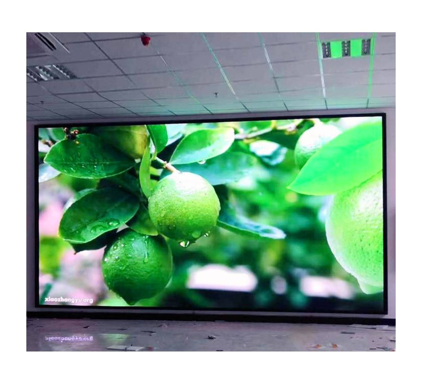 Small Spinning Fine Pitch Led Display Screen P1 P2.5 Indoor Muen Micro Totem