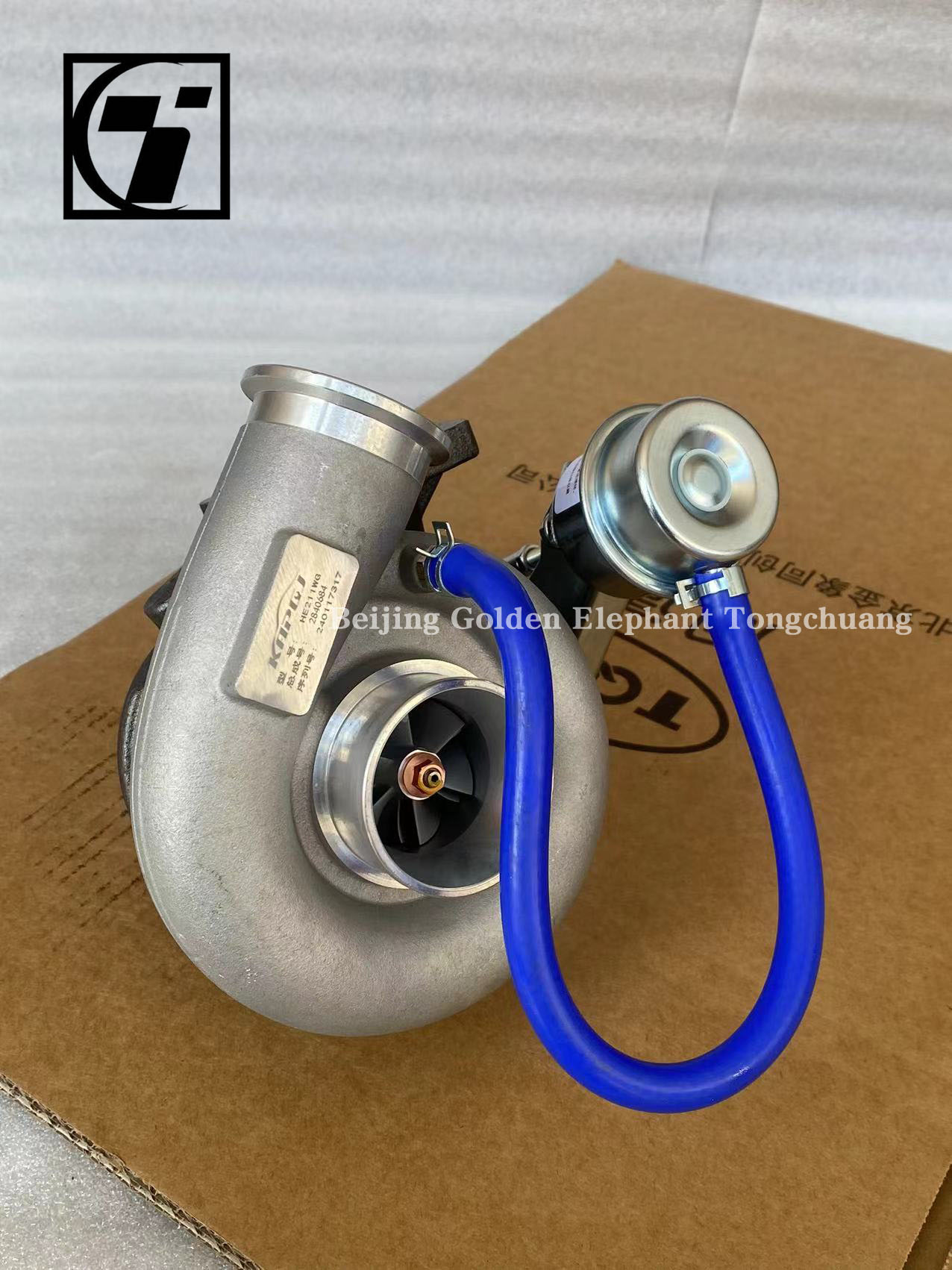 Foton Aumark ISF 3.8 Turbocharger HE211WG 2840684 240117317 Engine Oiling for Vehicles