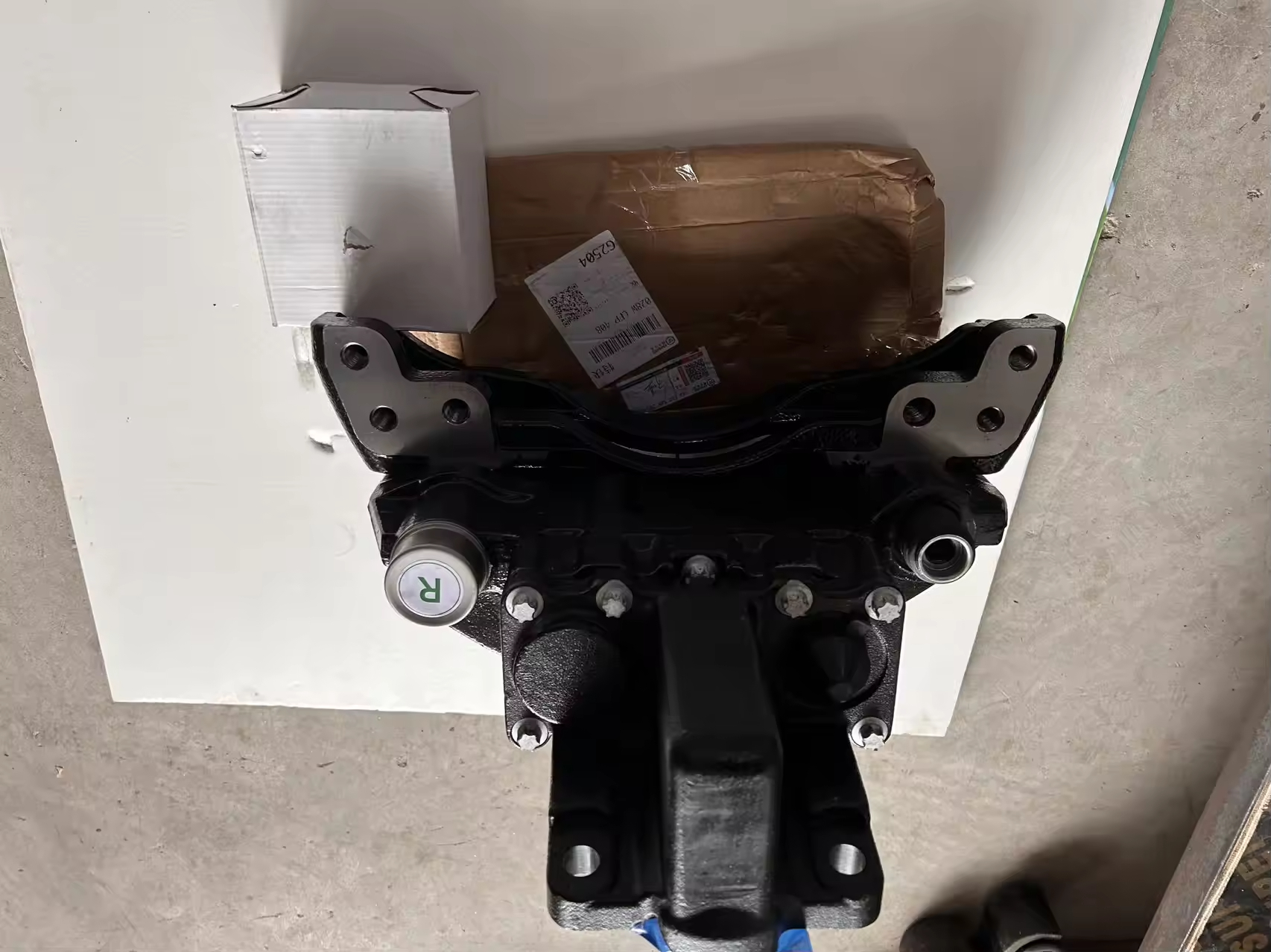 Brake Caliper Assembly TGT22.5K-3502-100 for BYD Yutong Jinlong Zhongtong Buses Plastic PC Handle