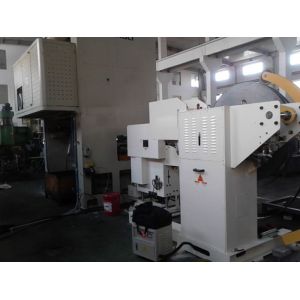 High Speed Press Roller Decoiler Straightener Feeder Punching Equipment
