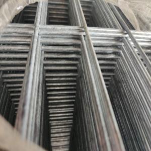 China Pvc Coated Welded 1.5m Steel Mesh Fence With Steel Post And Bolts factory