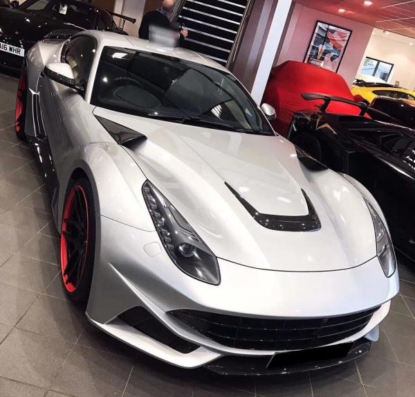 High Quality Carbon Fiber for Ferrari F12 Carbon Fiber Cover Decoration F12